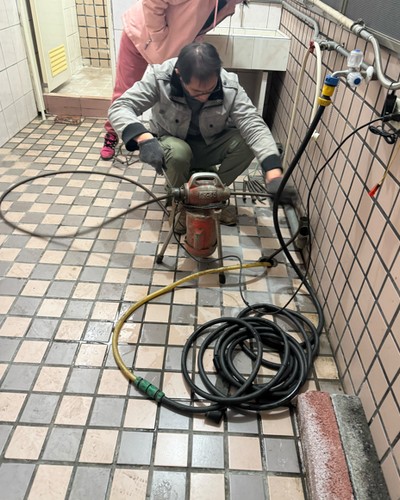 新竹芎林居家修繕, 新竹芎林房屋翻修, 新竹芎林屋頂防水, 新竹芎林浴廁翻修, 新竹芎林廁所整修, 新竹芎林外牆防水, 新竹芎林外牆油漆, 新竹芎林舊屋翻修